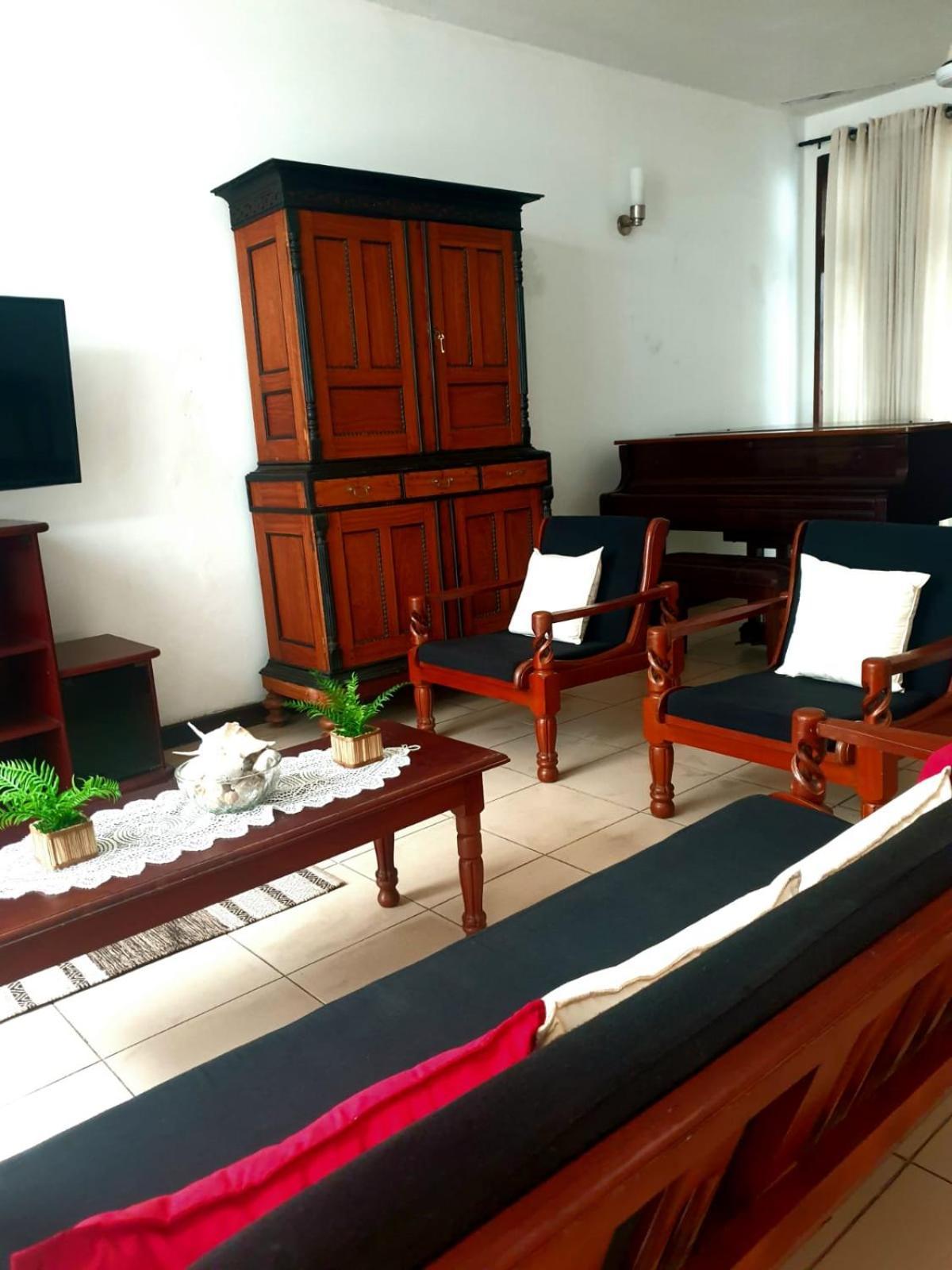 Chelsea Villa Bnb Colombo Esterno foto